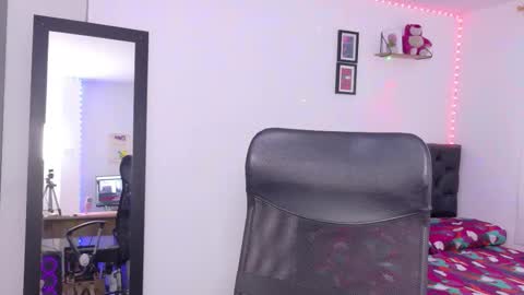 Julieta online show from 02/10/26, 01:26