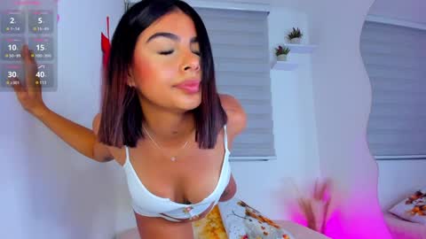 Snapshot of julietagames69 chatting on 12/17/24, 04:56 Julieth Gomez online show from 12/17/24, 04:56