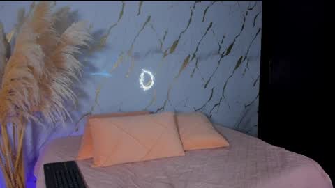 Julieth Gomez online show from 04/06/26, 12:41