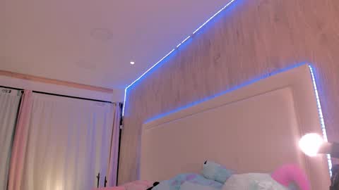 Snapshot of julietavargas chatting on 04/04/26, 07:00 Julieta Vargas online show from 04/04/26, 07:00