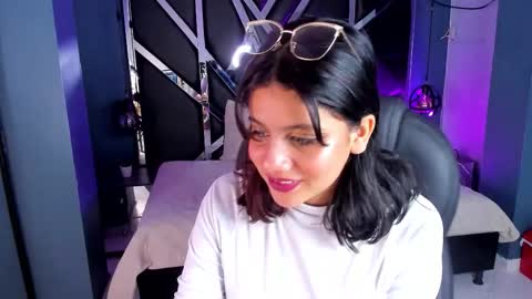 Julieth  online show from 10/02/25, 09:11