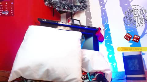 Snapshot of julieth_sex1 chatting on 12/24/24, 06:28 online show from 12/24/24, 06:28