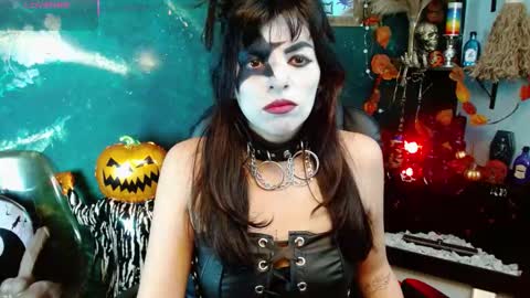 Snapshot of julieth_sex1 chatting on 10/15/25, 04:34 online show from 10/15/25, 04:34