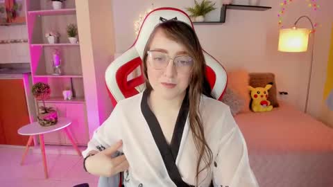 Snapshot of julietha_bianco_ chatting on 03/06/25, 01:35 Julietha online show from 03/06/25, 01:35