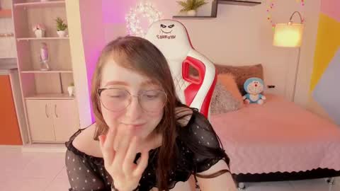 Snapshot of julietha_bianco_ chatting on 03/11/25, 04:07 Julietha online show from 03/11/25, 04:07
