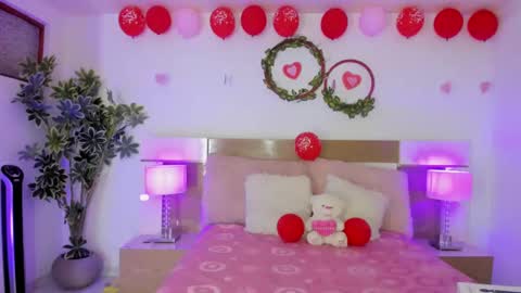 Snapshot of julietha_bianco_ chatting on 09/22/25, 01:46 Julietha online show from 09/22/25, 01:46
