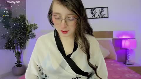 Snapshot of julietha_bianco_ chatting on 09/24/25, 02:20 Julietha online show from 09/24/25, 02:20