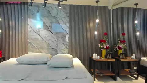 Julietha online show from 03/17/26, 01:43