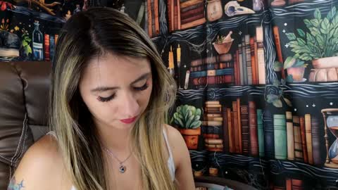 Snapshot of julietta__jackson chatting on 01/11/25, 11:13 Julietta Jackson online show from 01/11/25, 11:13