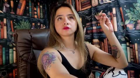 Snapshot of julietta__jackson chatting on 03/01/25, 08:10 Julietta Jackson online show from 03/01/25, 08:10