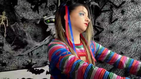 Julietta Jackson online show from 10/31/25, 06:42