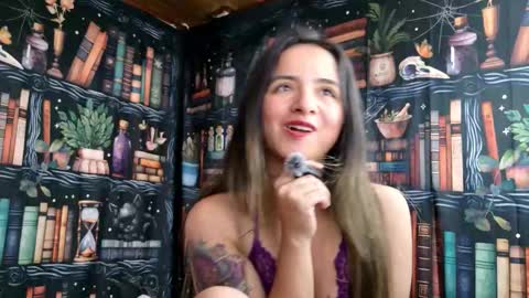 Julietta Jackson online show from 03/13/26, 09:43