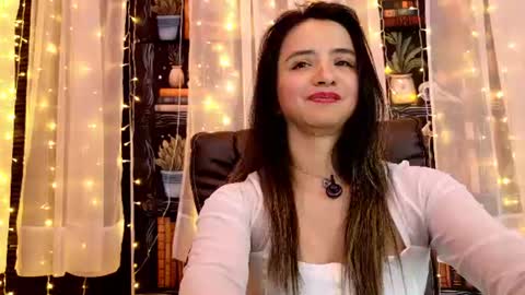 Snapshot of julietta__jackson chatting on 07/23/26, 10:08 Julietta Jackson online show from 07/23/26, 10:08