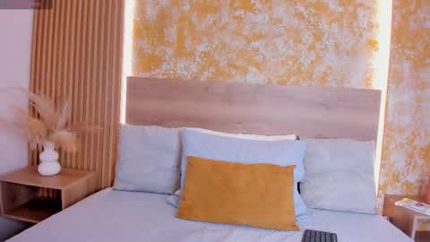 Snapshot of julietta_pink chatting on 02/21/26, 11:55 Julieta online show from 02/21/26, 11:55