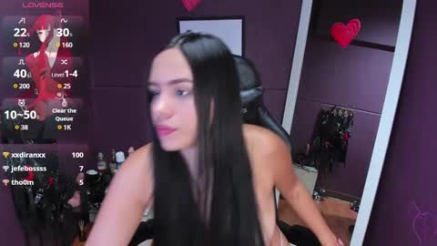 Snapshot of juliettaescobar chatting on 02/27/25, 07:15 online show from 02/27/25, 07:15