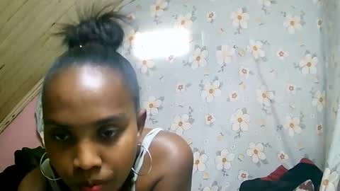 Snapshot of juliette9794 chatting on 09/10/25, 12:16 juliette9794 online show from 09/10/25, 12:16