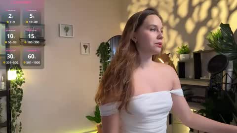 Snapshot of juliette_junson chatting on 11/04/25, 12:48 Julie online show from 11/04/25, 12:48