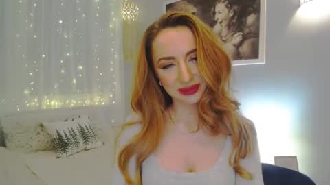 Snapshot of juliettesensual chatting on 01/08/25, 06:52 JulietteSensual online show from 01/08/25, 06:52