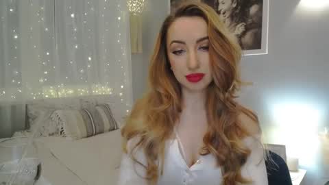 Snapshot of juliettesensual chatting on 01/14/25, 03:26 JulietteSensual online show from 01/14/25, 03:26