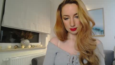 Snapshot of juliettesensual chatting on 02/26/25, 04:24 JulietteSensual online show from 02/26/25, 04:24