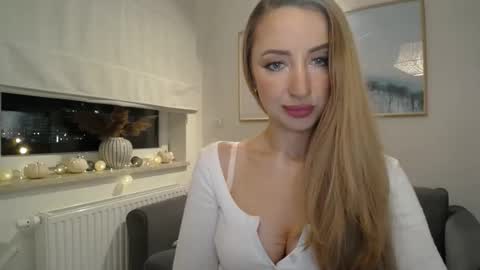JulietteSensual online show from 11/24/25, 04:29