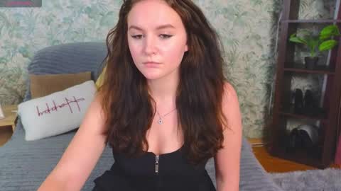 Snapshot of julietvelour chatting on 11/09/25, 01:20 Julia online show from 11/09/25, 01:20