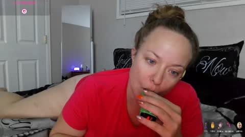 Juli Monroe online show from 10/14/25, 03:40