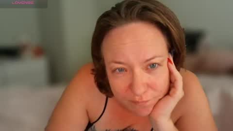 Snapshot of julimonroe chatting on 07/17/26, 12:23 Juli Monroe online show from 07/17/26, 12:23