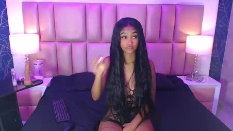 Snapshot of julitpink chatting on 10/02/25, 11:50 julitpink online show from 10/02/25, 11:50