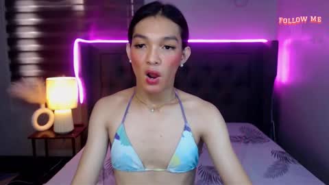 Snapshot of jullian_cei chatting on 03/09/25, 05:22 jullian online show from 03/09/25, 05:22