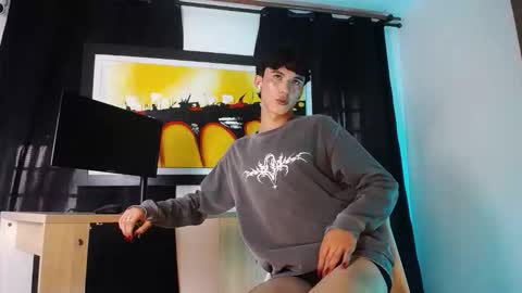 jullian online show from 03/06/26, 07:32