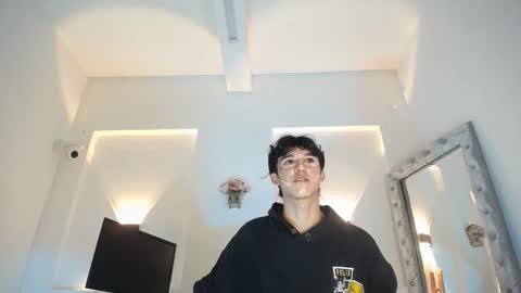 jullian online show from 04/29/26, 08:59