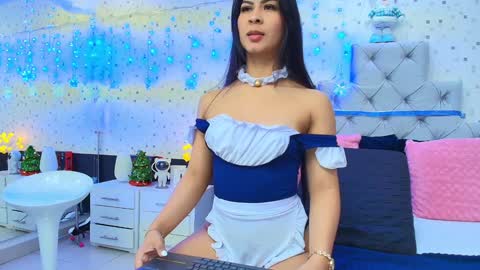 Snapshot of jullietareyes chatting on 12/28/24, 11:52 Julieta Reyes online show from 12/28/24, 11:52