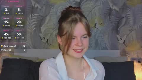 Julie online show from 10/29/25, 05:25