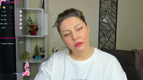 Jully online show from 12/08/24, 01:35