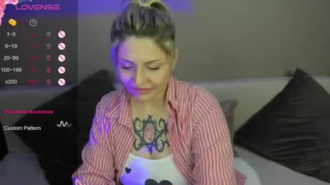 Jully online show from 02/09/25, 10:09