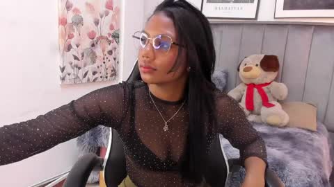 julsgomezz online show from 04/06/26, 01:01