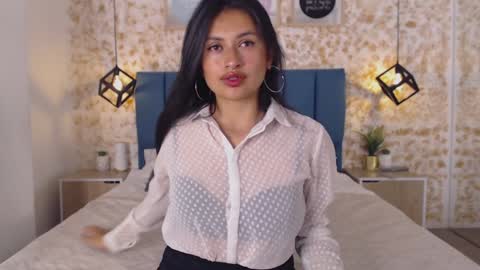 Julietha  online show from 12/12/24, 08:32