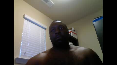 Snapshot of junbug8812 chatting on 12/10/24, 01:22 junbug8812 online show from 12/10/24, 01:22