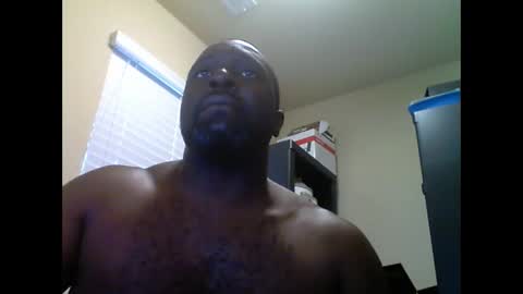 Snapshot of junbug8812 chatting on 03/12/25, 12:04 junbug8812 online show from 03/12/25, 12:04