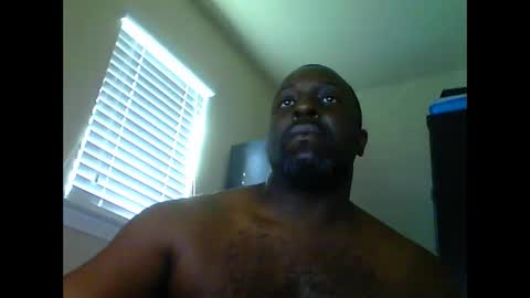 Snapshot of junbug8812 chatting on 09/10/25, 02:06 junbug8812 online show from 09/10/25, 02:06