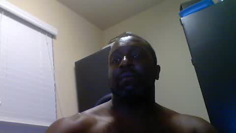 Snapshot of junbug8812 chatting on 07/18/26, 01:32 junbug8812 online show from 07/18/26, 01:32