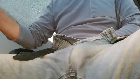 Snapshot of junction1000 chatting on 12/02/25, 10:20 Gregor online show from 12/02/25, 10:20