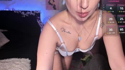 Snapshot of junee_ chatting on 12/04/24, 03:59 Maria online show from 12/04/24, 03:59