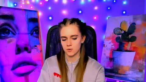 junewoods online show from 02/12/26, 07:36