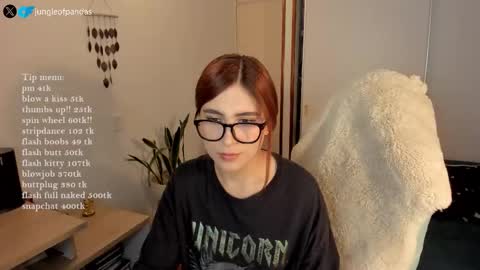 Snapshot of jungleofpandas chatting on 11/27/25, 10:01 Call me Sussy online show from 11/27/25, 10:01