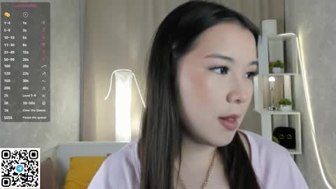 Bella online show from 11/13/25, 04:22