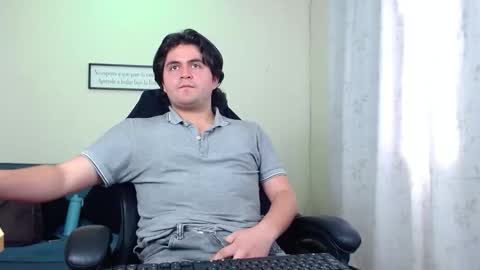 Snapshot of juniior_333 chatting on 11/28/25, 04:31 juniior_333 online show from 11/28/25, 04:31