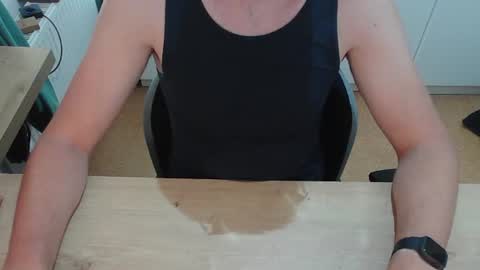 junk2711 online show from 06/18/26, 04:55