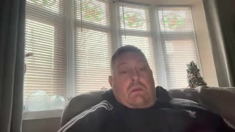 Snapshot of junky345 chatting on 12/23/24, 10:10 Junky online show from 12/23/24, 10:10